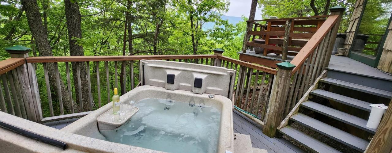 10 Miles Away From The Heart Of It All! Pigeon Forge Εξωτερικό φωτογραφία